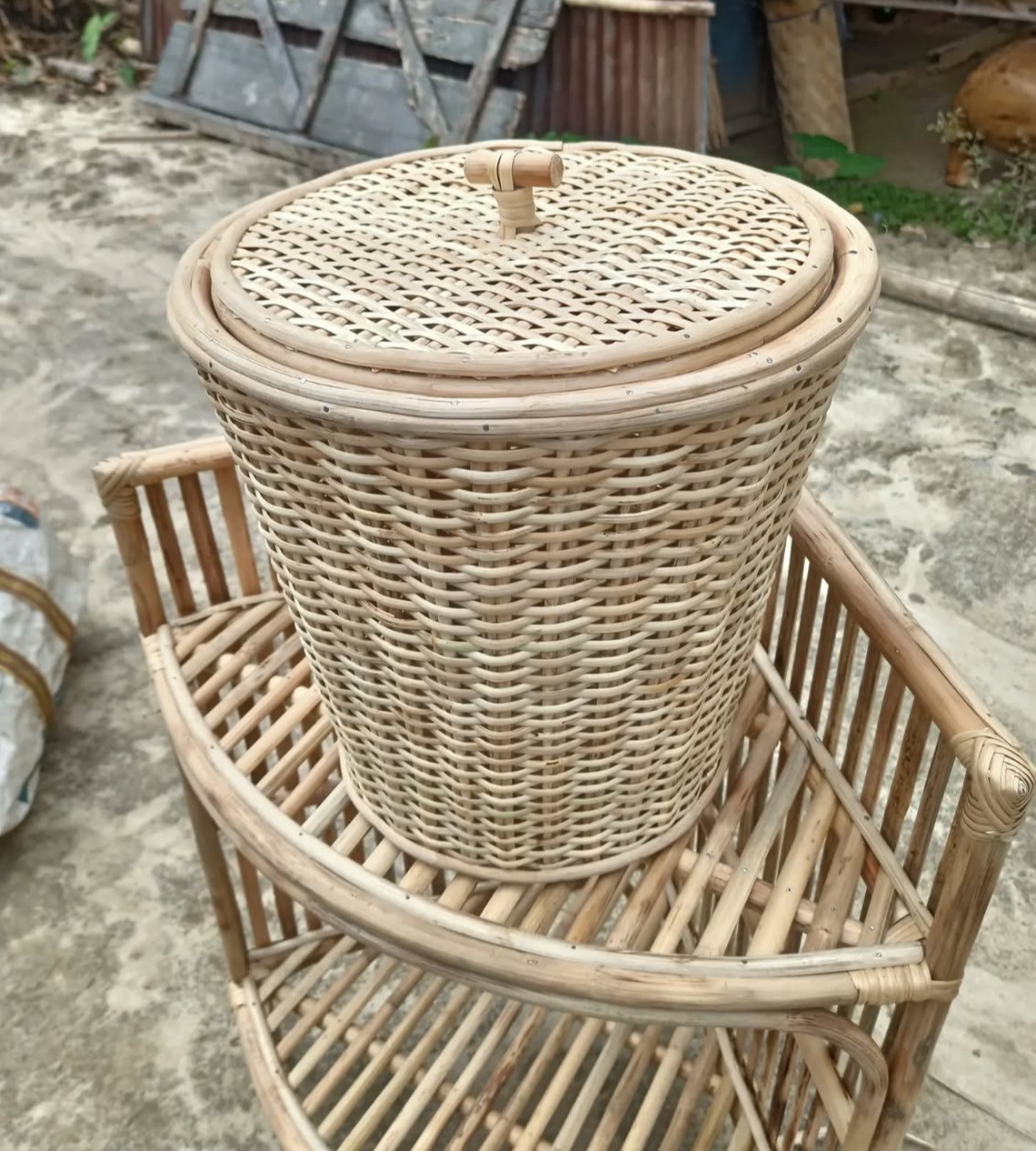 Cane clothes bin