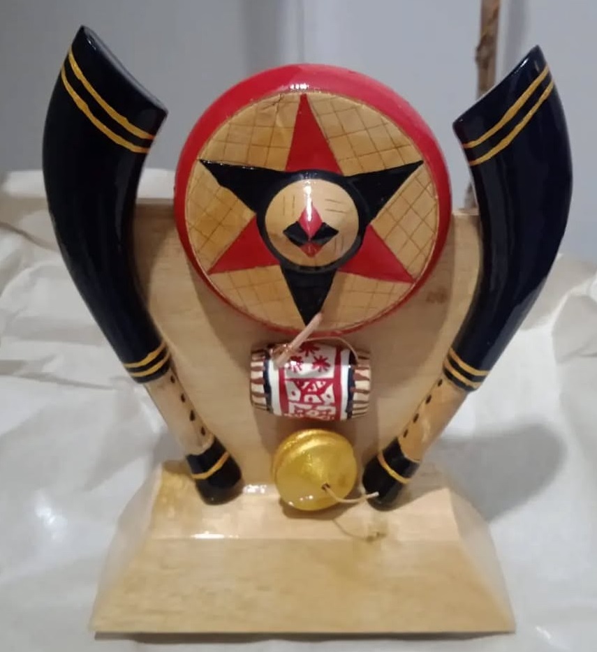 memento BIHU jaapi and buffallo horn